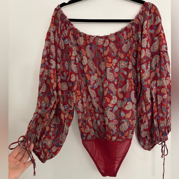 EUC Free People Sundown Rust Red Paisley Print Off-the-Shoulder Bodysuit XS - Picture 7 of 8